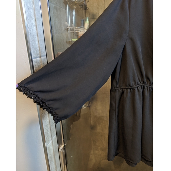 Torrid Black Gauze Kimono Style Blouse - Picture 5 of 8